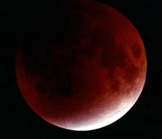 Первое в 2009 году затмение Луны увидят жители Алтая