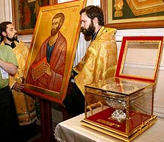 В Барнаул прибыли святые мощи евангелиста Луки