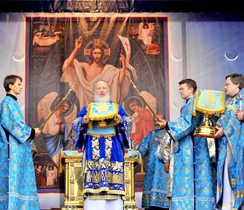 Патриарх Кирилл на Сахалине совершил литургию под открытым небом